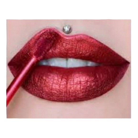 Jeffree Star Velour Liquid Lipstick In Mystery Stocking Red Metallic NIB - Picture 1 of 2